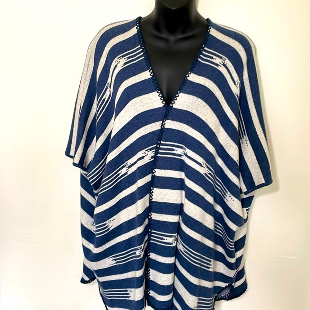 Marine Layer navy white casual shawl serape